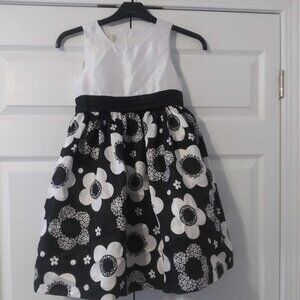 American Princess dress White and Black Sz 7